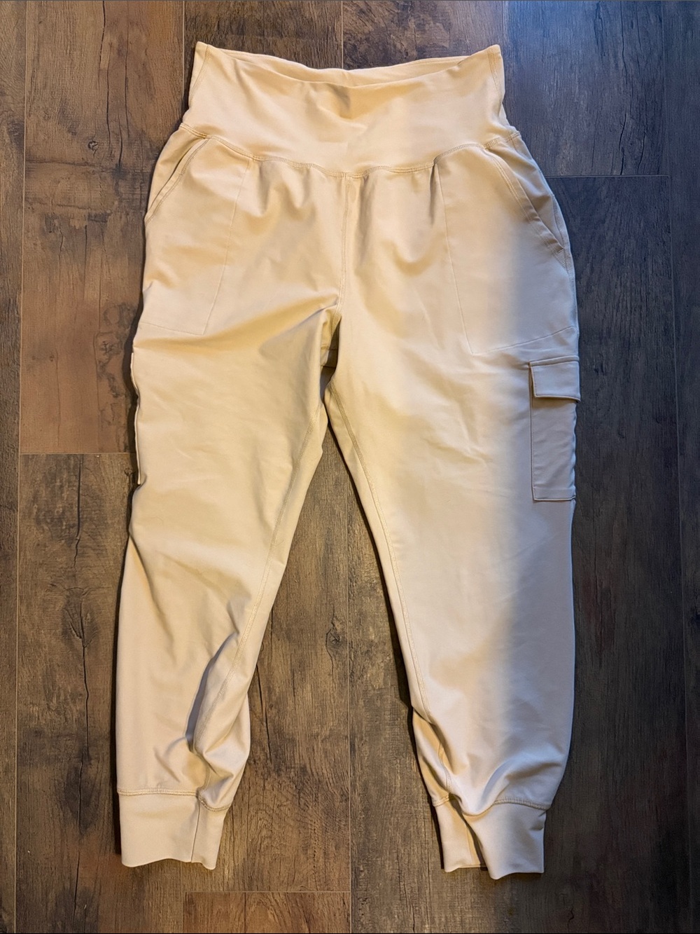 Old Navy Cream Cargo Jogger Track Pants